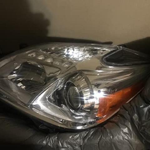 Leavan Headlight Headlamp Lh & Rh Pair Driver & Passenger Set Halogen For 2012 2015 Toyota Prius 6